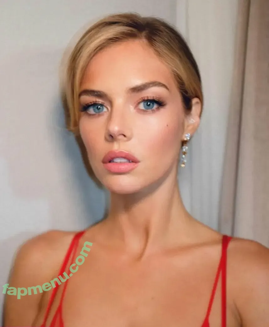 Samara Weaving nude photo #1068 (samweaving)