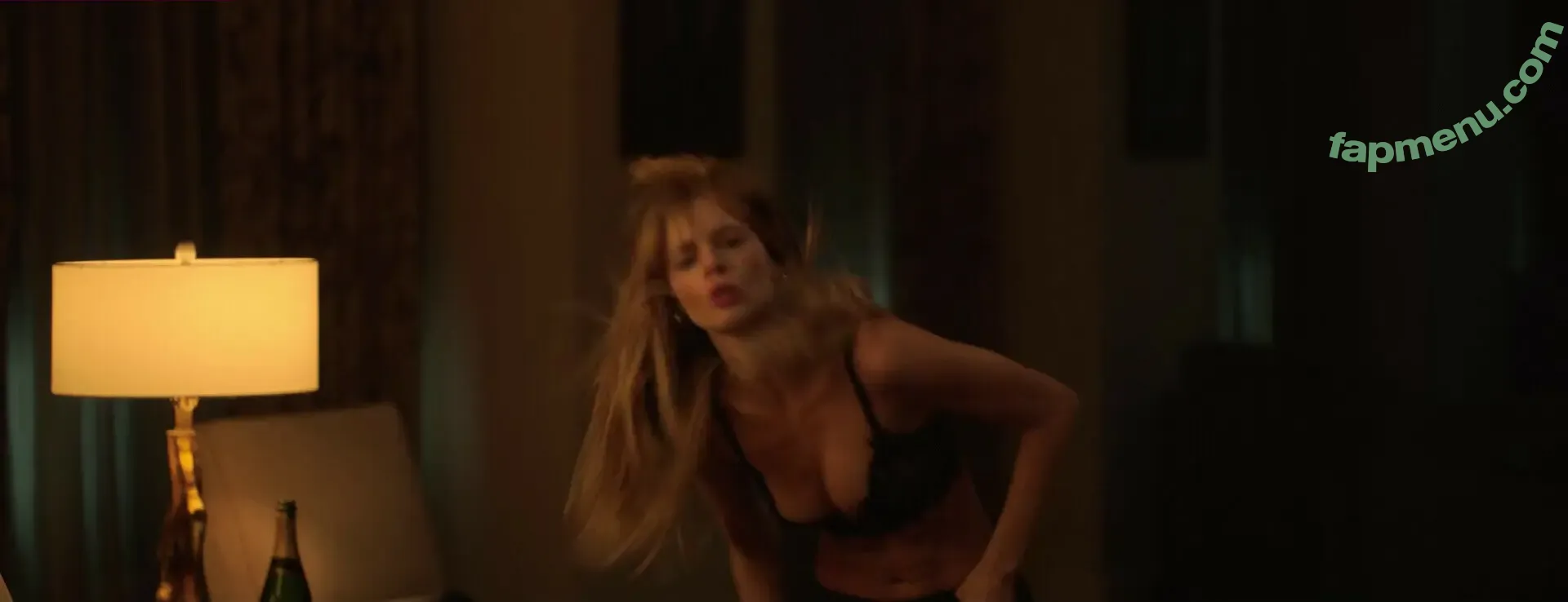 Samara Weaving nude photo #1165 (samara_weaving / samweaving)