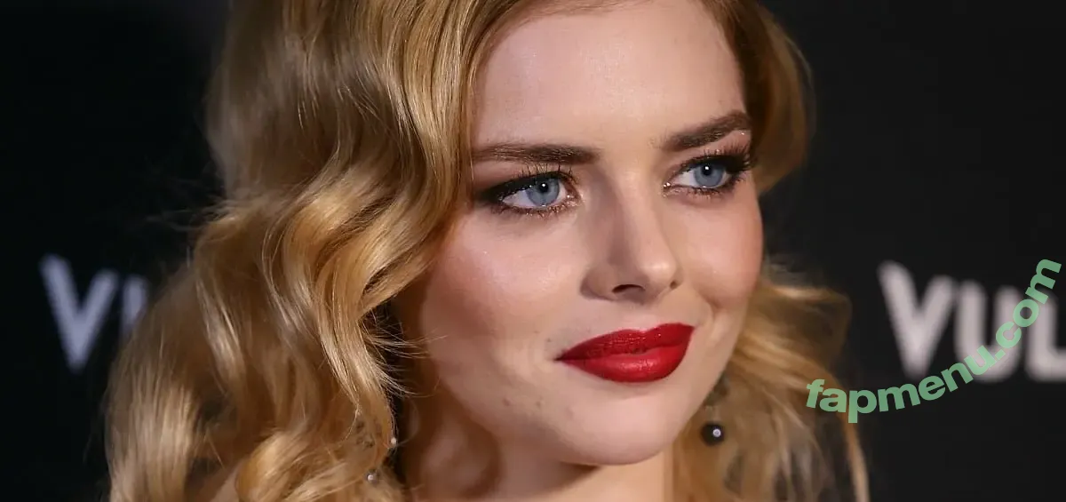 Samara Weaving nude photo #1235 (samara_weaving / samweaving)