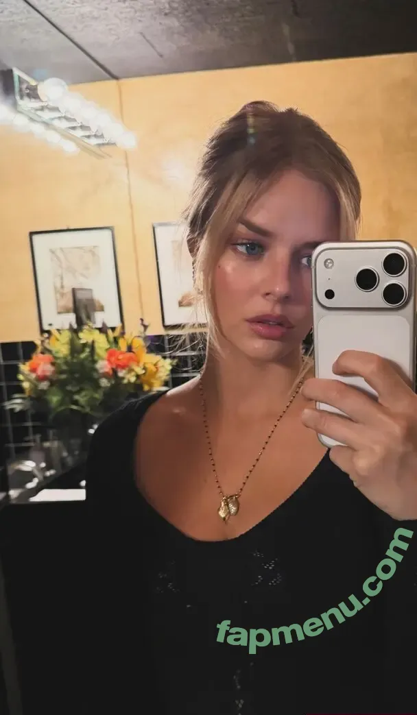 Samara Weaving nude photo #1241 (samara_weaving / samweaving)