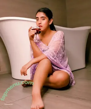  nude photo #0002