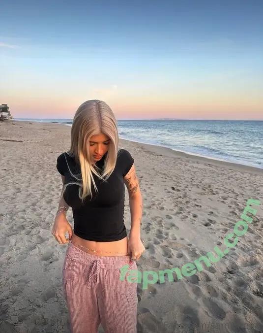 Sami Sheen nude photo #0001 (charlie Sheens daughter / samisheen)