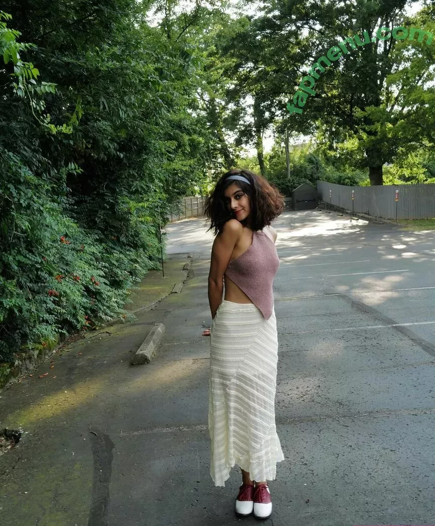 Samicamusic nude photo #0100 (samisheen)