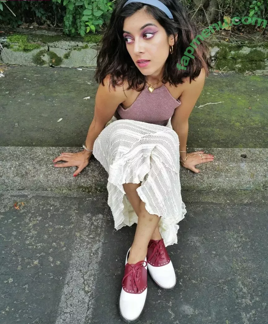 Samicamusic nude photo #0101 (samisheen)