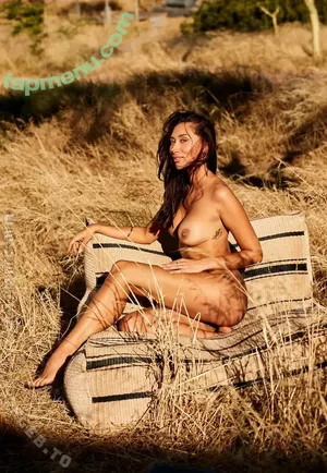 Samira Yasmin Leila / samirayasminleila nude photo #0085