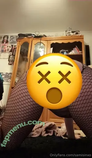 samisinxo / samiip_xo nude photo #0012