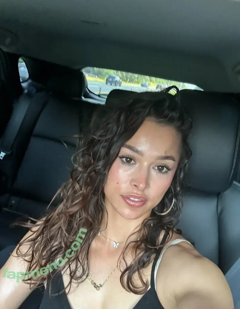 Sammajammaz nude photo #0098 (Sukismom / _samma_jamma / samma_ftw)