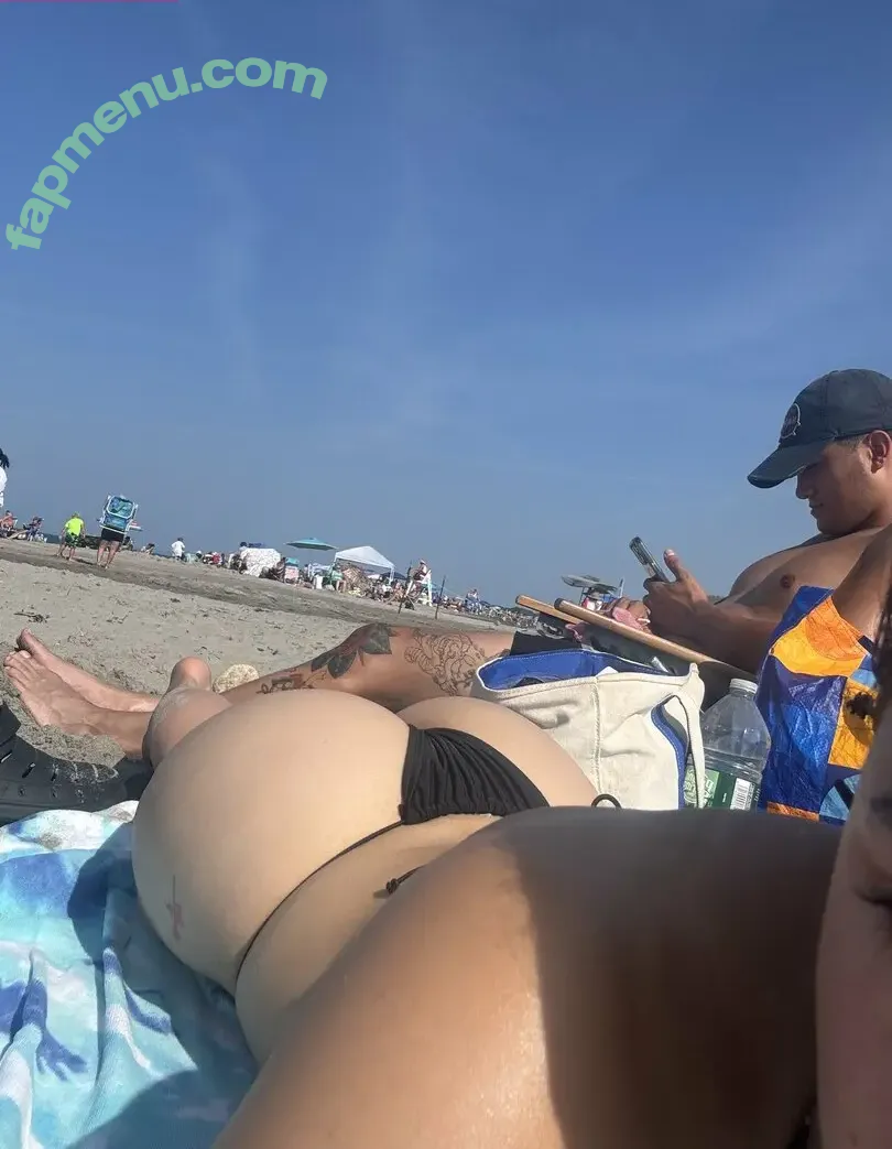 Sammajammaz nude photo #0104 (Sukismom / _samma_jamma / samma_ftw)
