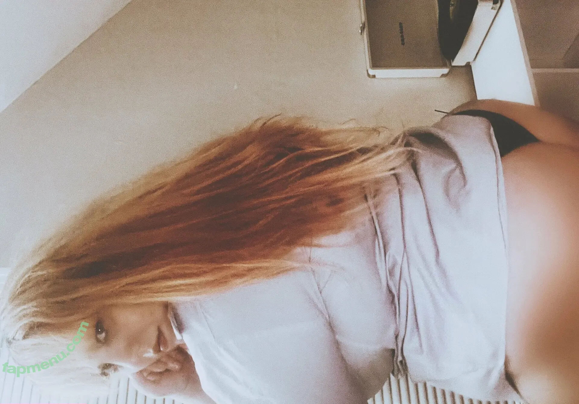 sammberries nude photo #0016 (sammberriesxox)