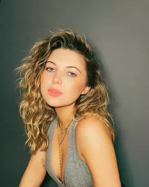 Sammi Hanratty / sammihanratty nude photo #0051