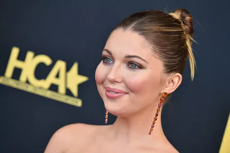 Sammi Hanratty / sammihanratty nude photo #0101