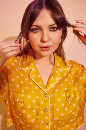 Sammi Hanratty / sammihanratty nude photo #0178