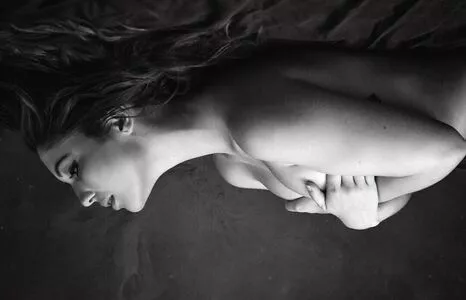 Sammi Hanratty / sammihanratty nude photo #0260