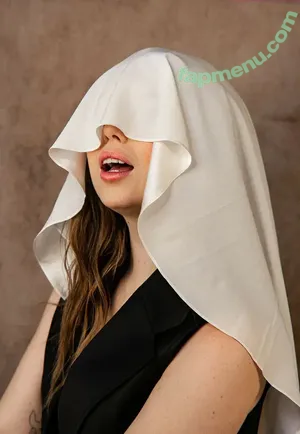 Sammi Hanratty / sammihanratty nude photo #0537