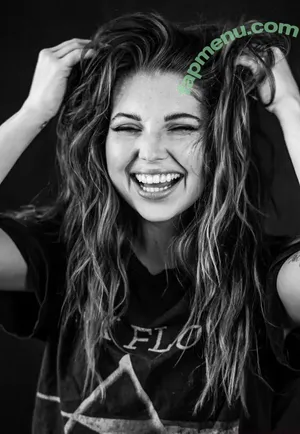 Sammi Hanratty / sammihanratty nude photo #0572