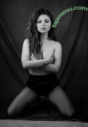 Sammi Hanratty / sammihanratty nude photo #0581