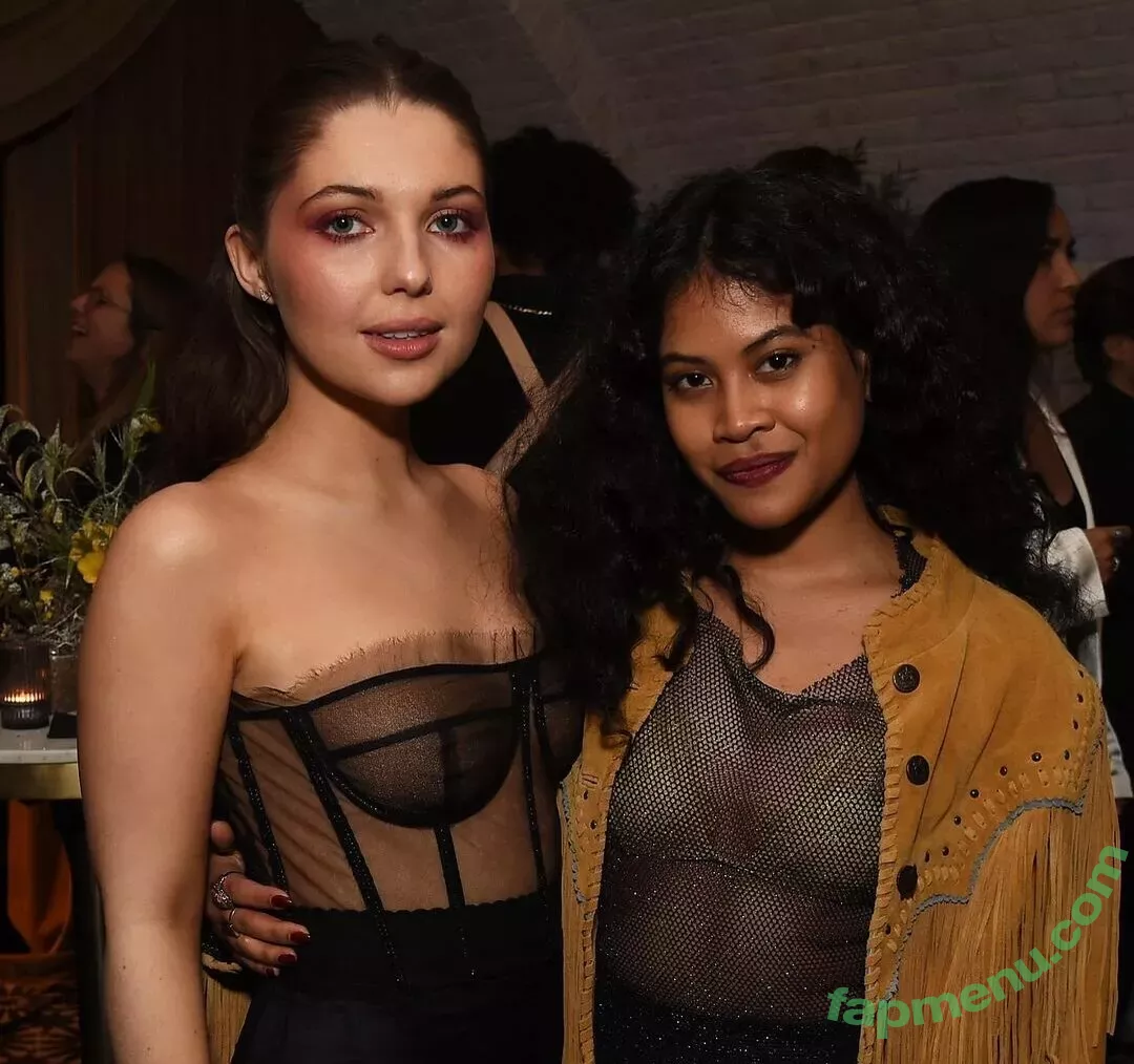 Sammi Hanratty nude photo #0215 (sammihanratty)