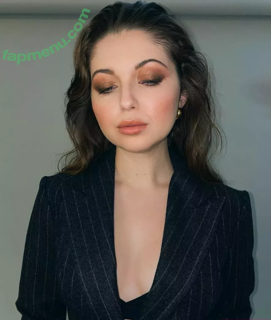 Sammi Hanratty nude photo #0252 (sammihanratty)