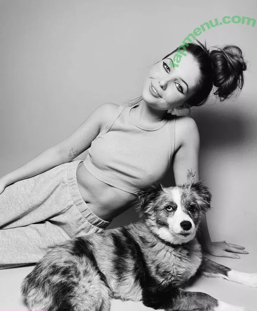 Sammi Hanratty nude photo #0284 (sammihanratty)