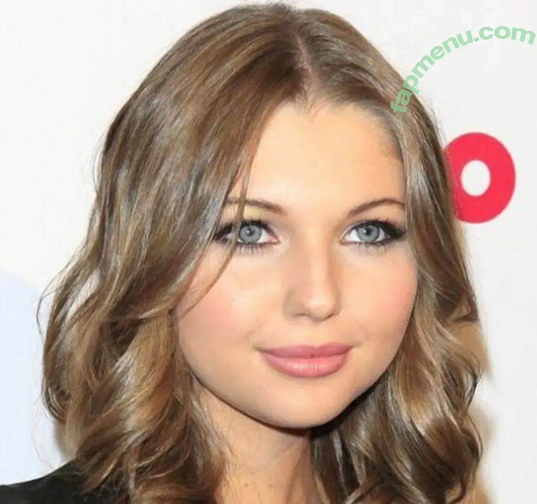 Sammi Hanratty nude photo #0499 (sammihanratty)