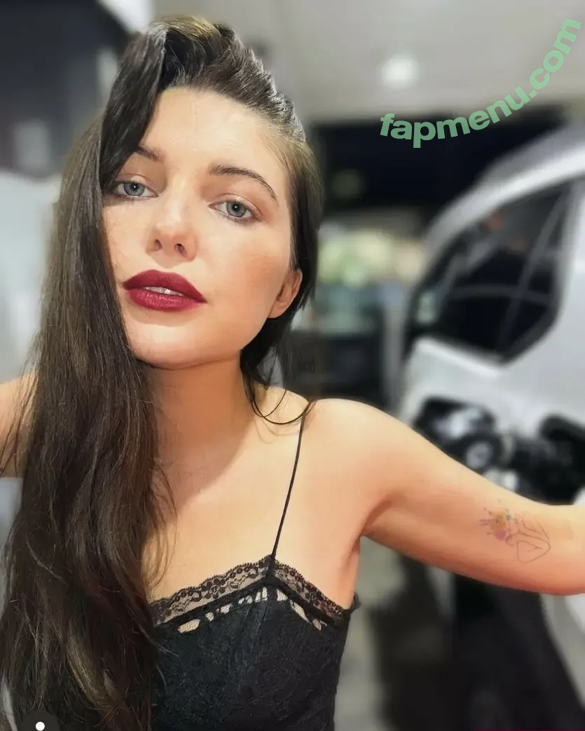 Sammi Hanratty nude photo #0506 (sammihanratty)