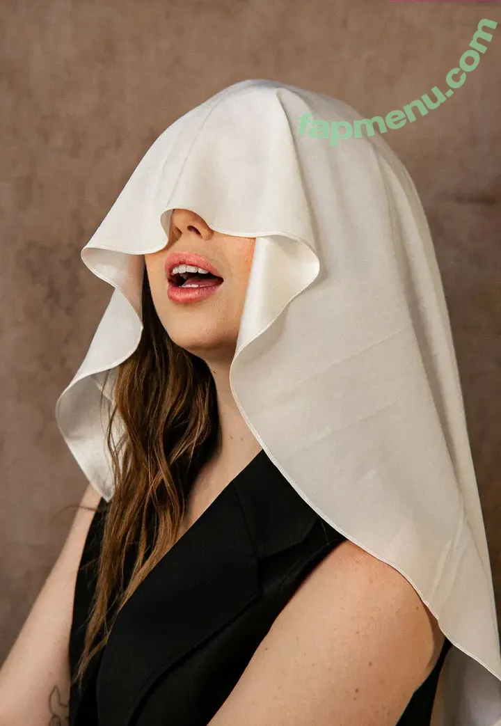 Sammi Hanratty nude photo #0537 (sammihanratty)