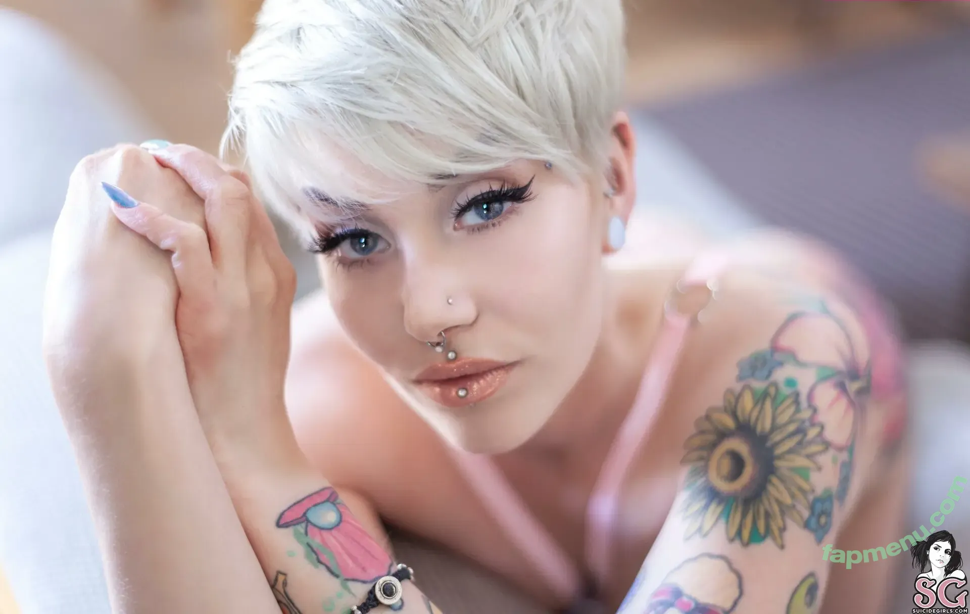 Sammiii Suicide nude photo #0399 (franken_h00ker / sammi-starfish)