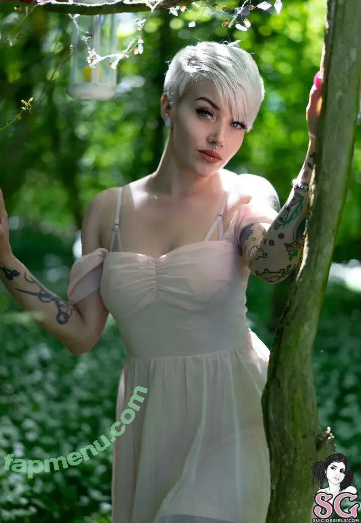 Sammiii Suicide nude photo #0626 (franken_h00ker / sammi-starfish)