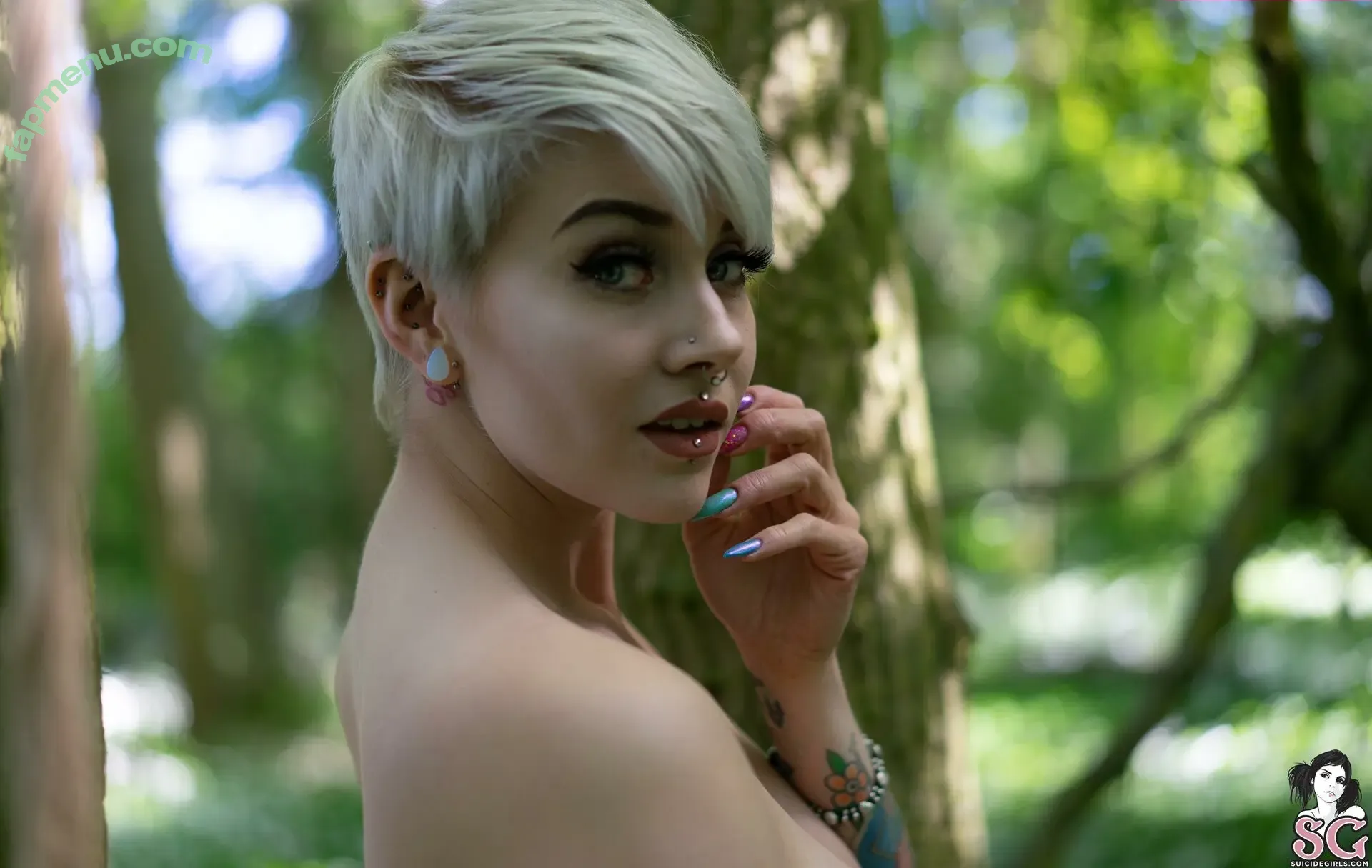 Sammiii Suicide nude photo #0637 (franken_h00ker / sammi-starfish)