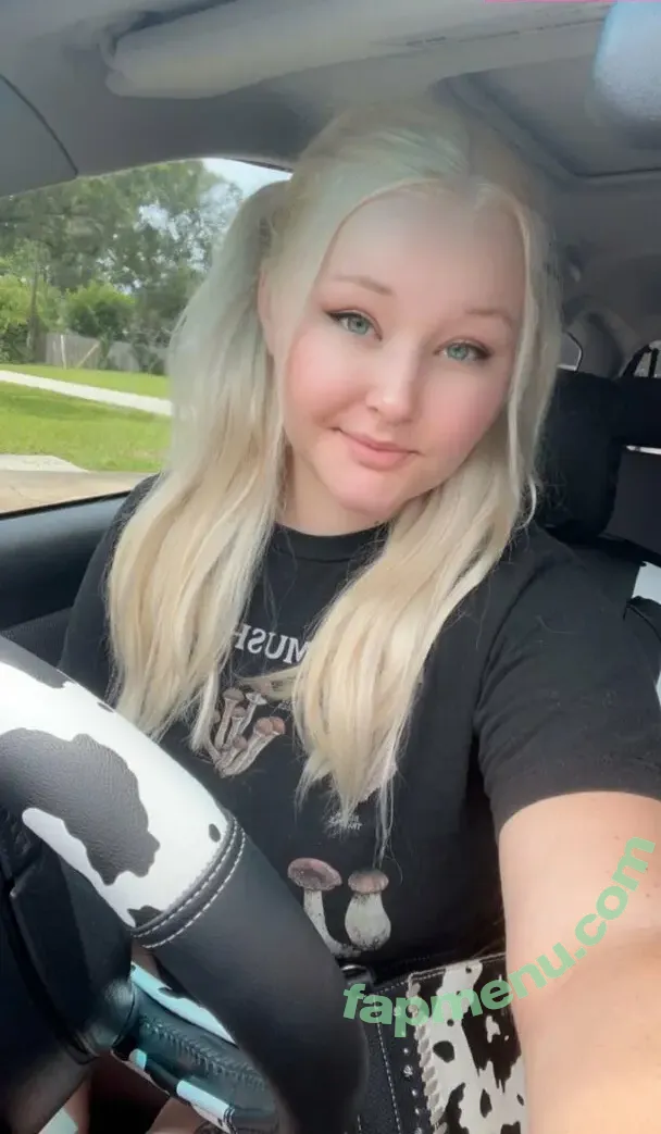 Sammy nude photo #0069 (kinkycraftyqueen / sammyyingram)