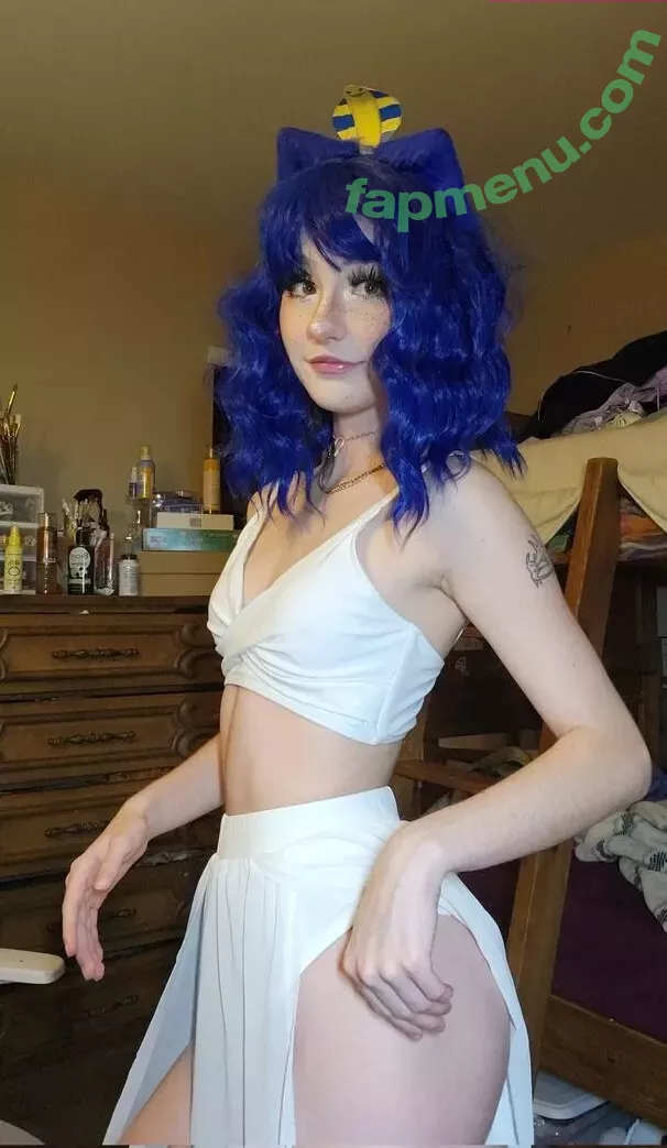 Sammynoodlesoup nude photo #0047 (thegoldengoddes / user)