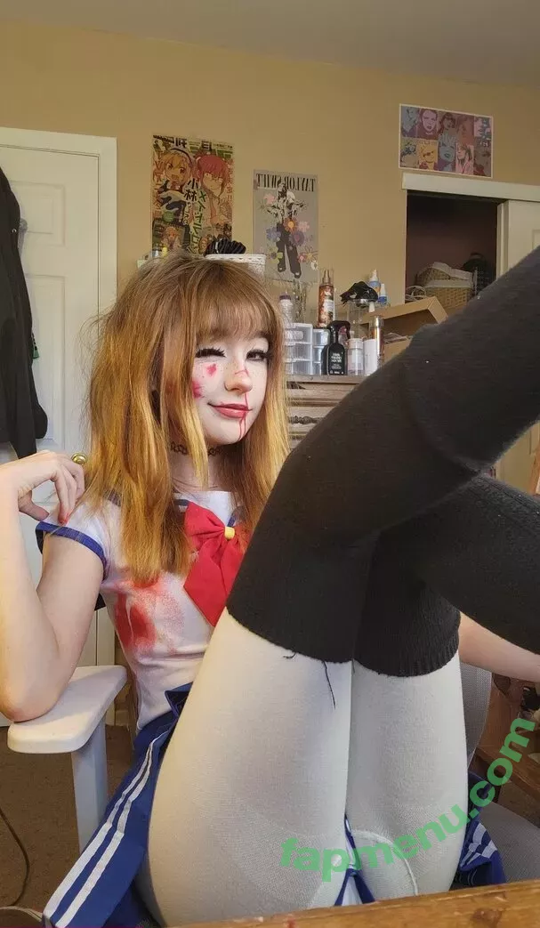 Sammynoodlesoup nude photo #0059 (thegoldengoddes / user)