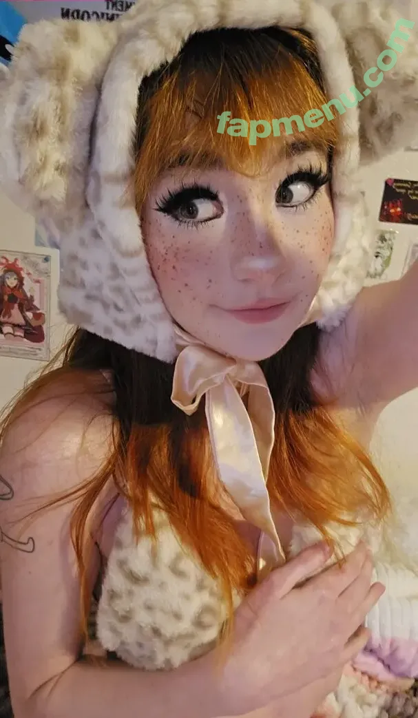 Sammynoodlesoup nude photo #0359 (thegoldengoddes / user)