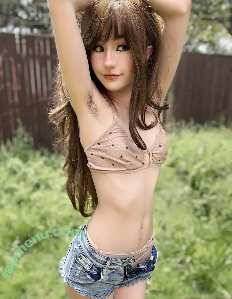 Sammynoodlesoup nude photo #0491 (thegoldengoddes / user)