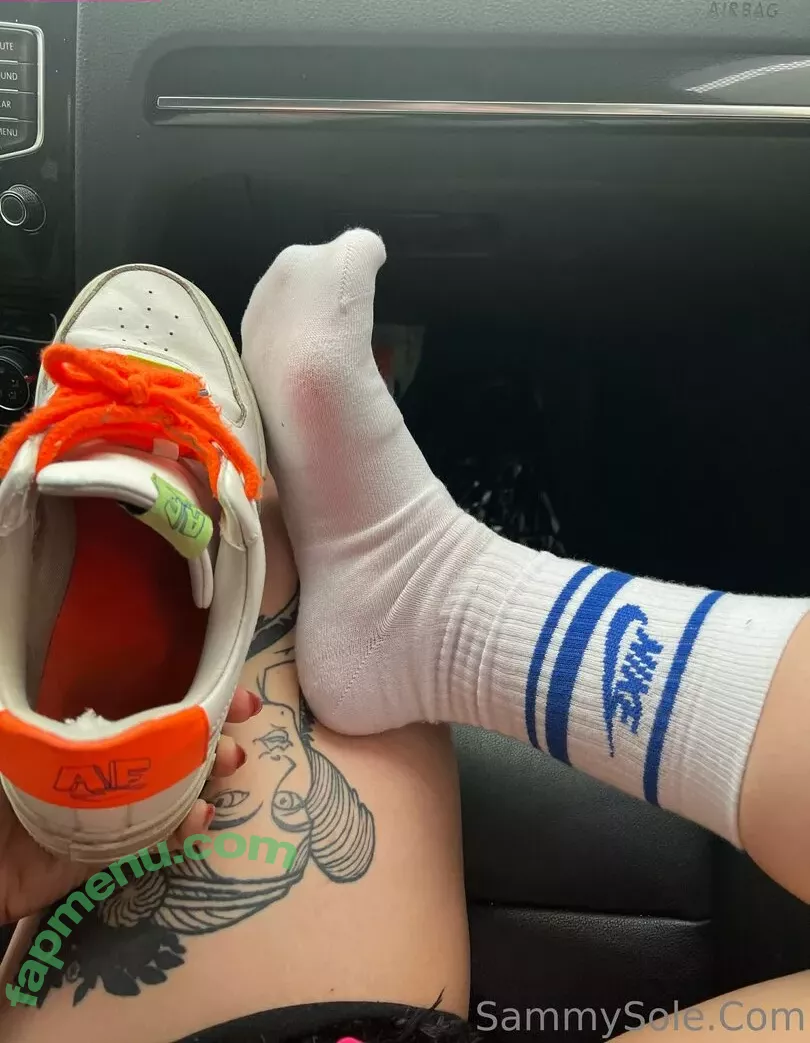 sammysole nude photo #0099 (sockittohim_)