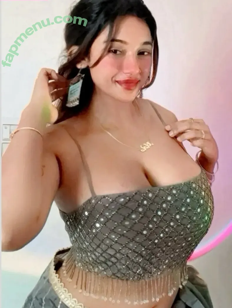 Samruddhi Kakade nude photo #0021 (Samruddhi Kakade)