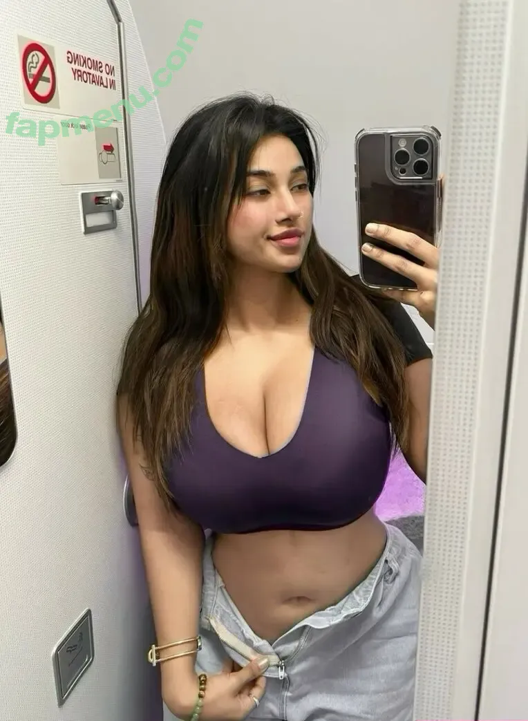 Samruddhi Kakade nude photo #0025 (Samruddhi Kakade)