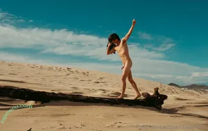  nude photo #0006