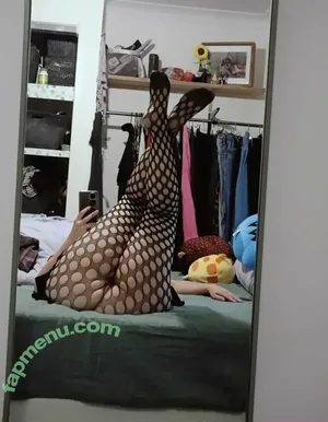 samusss95 / salibs95 nude photo #0001