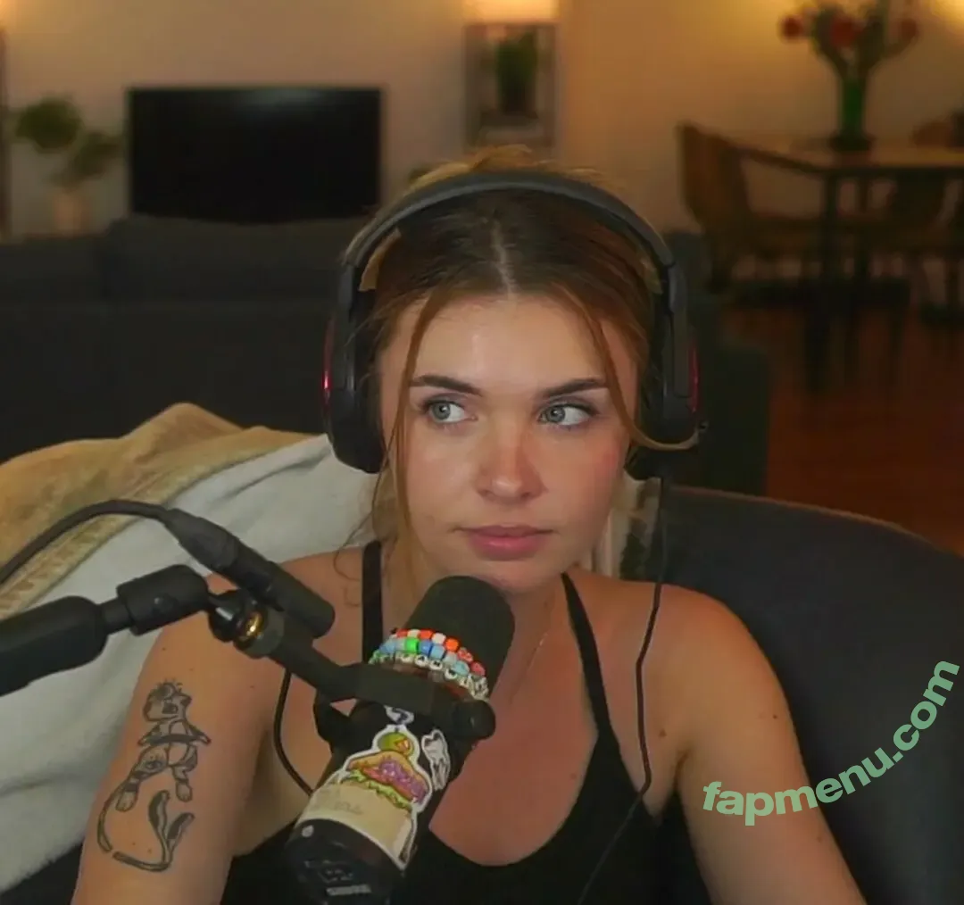 Samwitch nude photo #0164 (biancasotelo14 / samwitchttv / samwitchx)