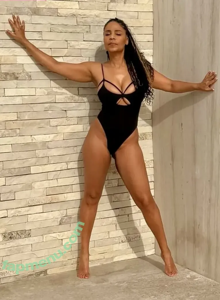 Sanaa Lathan nude photo #0023 (justsanaa / sanaalathan)