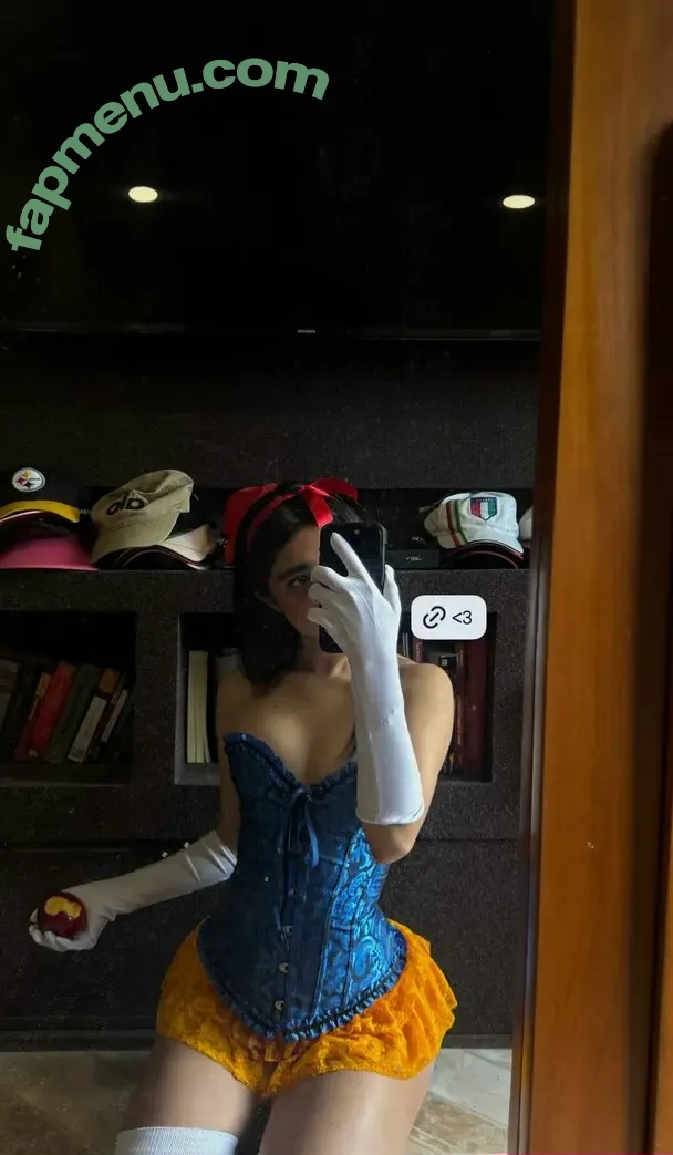 Sandi Mora nude photo #0007 (Doña / sandiimoraa_)