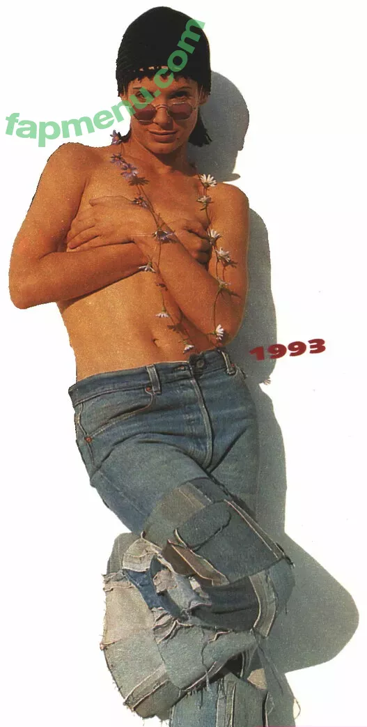Sandra Bullock nude photo #0025 (sandra.bullock.official)