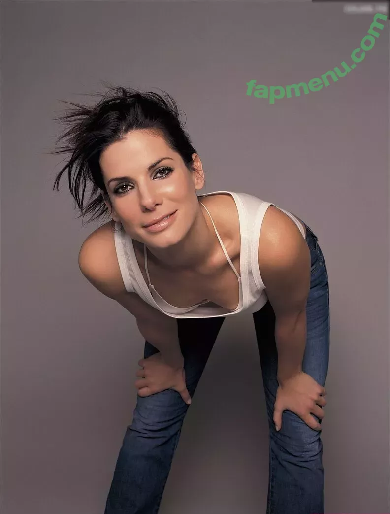 Sandra Bullock nude photo #0075 (sandra.bullock.official)