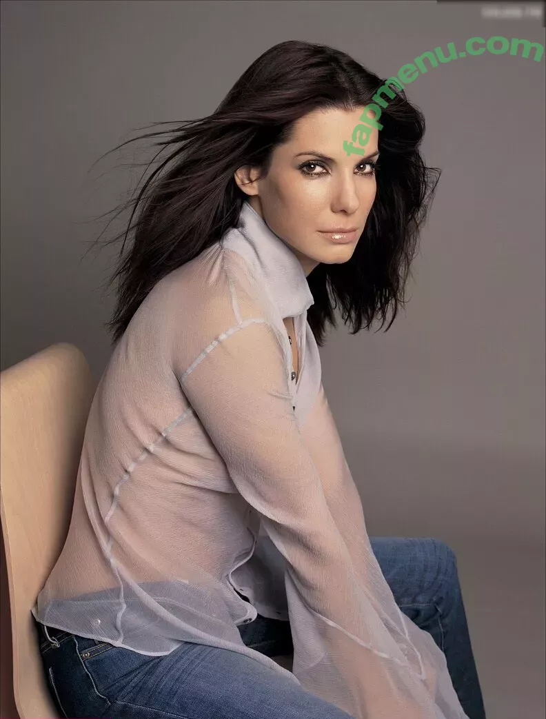 Sandra Bullock nude photo #0079 (sandra.bullock.official)