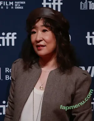 Sandra Oh / iamsandraohinsta nude photo #0016