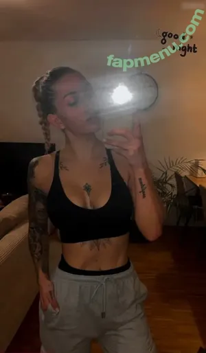  nude photo #0009