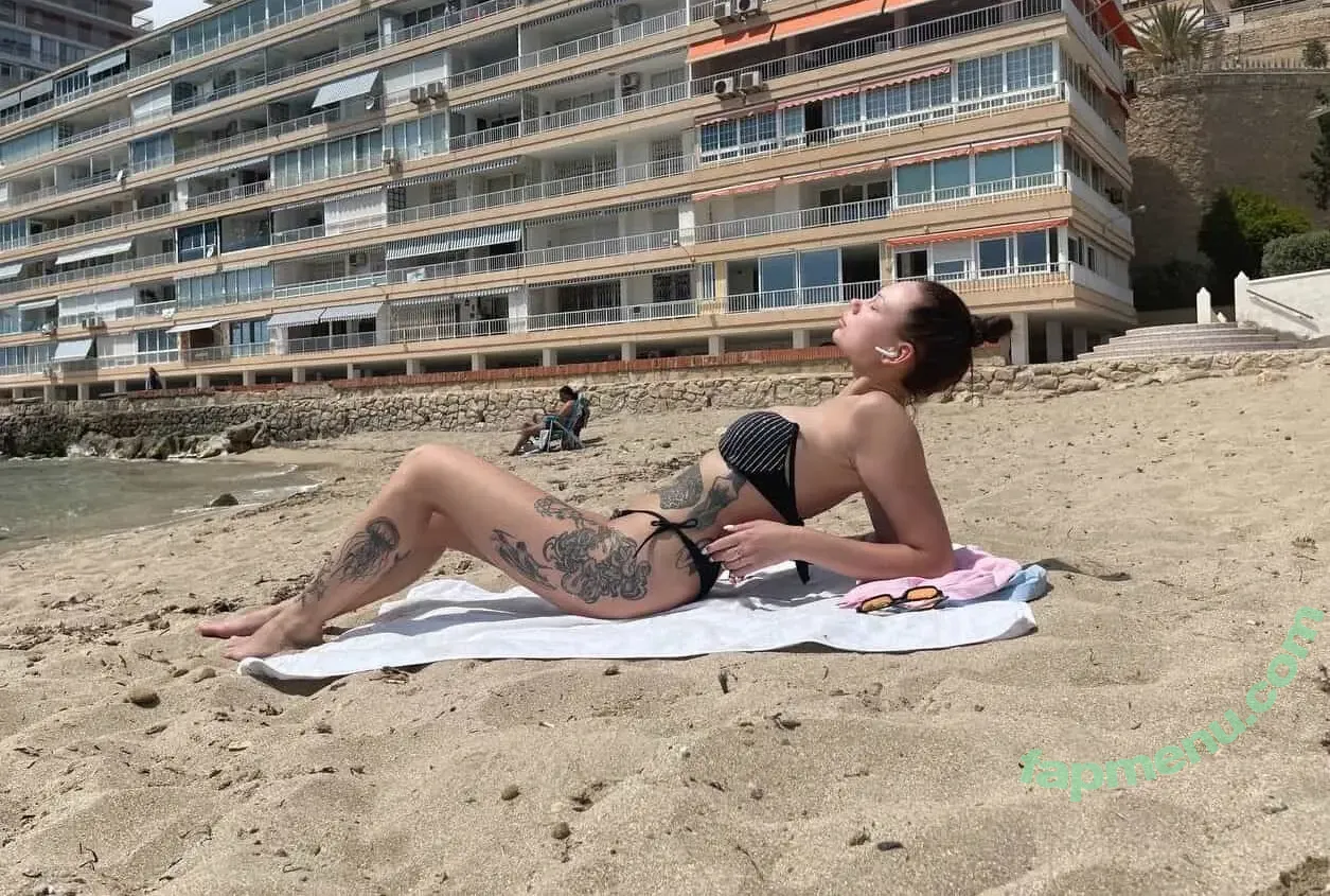 sandra_sexology nude photo #0071 (sandra.lauer.cretu.official)