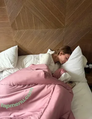 Sandra Sy / Sandraasy / Sandraasyof / _stulovaaa_ / sandrasyy nude photo #0339