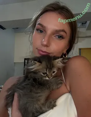 Sandra Sy / Sandraasy / Sandraasyof / _stulovaaa_ / sandrasyy nude photo #0445